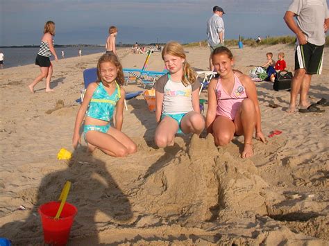 Back to the beach! First kids’ castles since Irene – The Sandcastle Lady