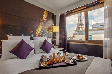 The 20 BEST Paris Hotels With Eiffel Tower View [2022 Edition]