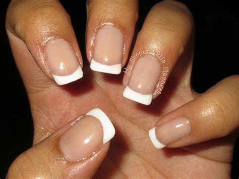 My Simple Little Pleasures: NOTD: Basic French Manicure + Tutorial