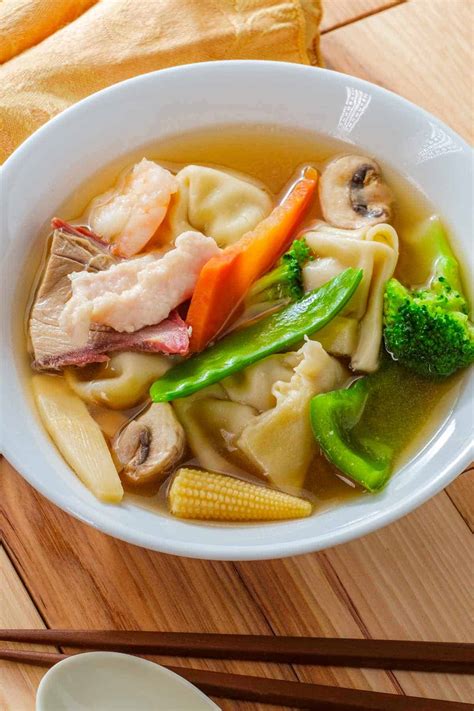 Subgum Wonton Soup | Smells Like Delish