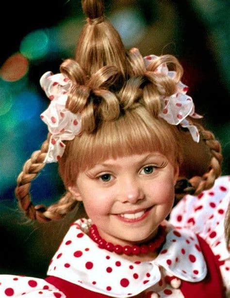 Cindy Lou Who Hair and Makeup Tutorial | Cindy lou who hair, Cindy lou who costume, Whoville hair