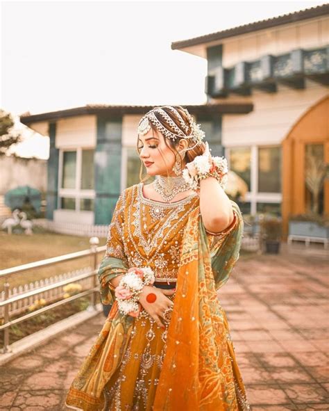 Rabeeca khan Beautiful Photos | Bride photoshoot, Pakistani bridal ...