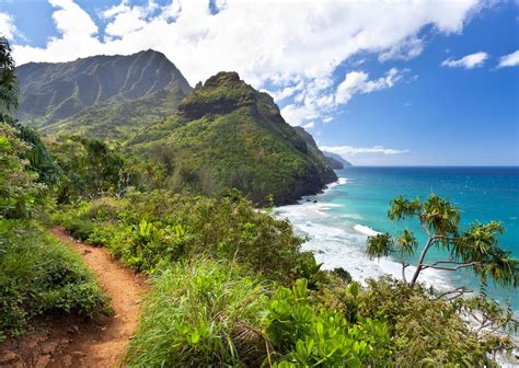 The 13 Best Places to Go Hiking in Hawaii | Best beaches to visit, Kauai, National parks