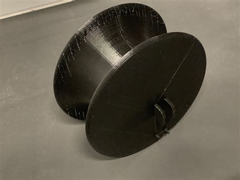 Elfa Rack Vacuum Hose Spool by Kacey3 | Download free STL model | Printables.com