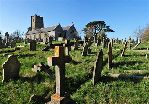 File:All Saints Church, Highweek from the graveyard.jpg - Wikimedia Commons