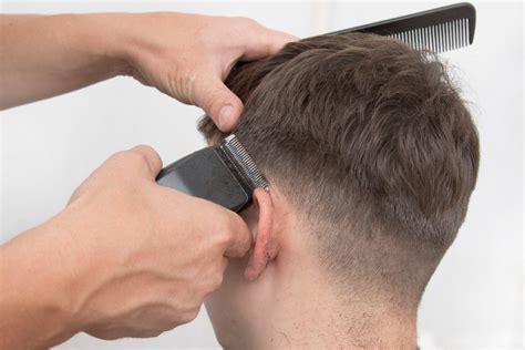 Fade hairstyle with clippers and how to fade hair with clippers