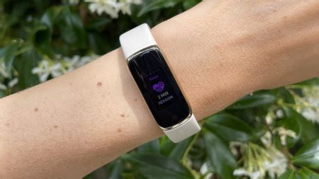 Fitbit heart rate monitor in-depth: Accuracy, features and zones ...