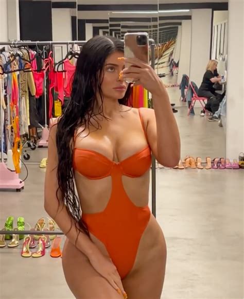 Kylie Jenner’s Kylie Swim Slammed for ‘Terrible’ Swimsuits - Teazilla