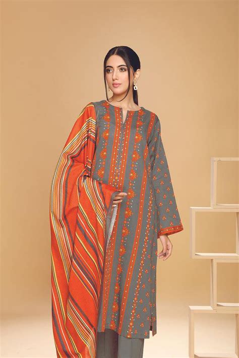 Nishat Linen Winter Dresses Collection (49) - StylesGap.com