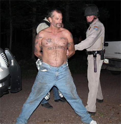 Manhunt in Arizona Ends in Arrests - The New York Times