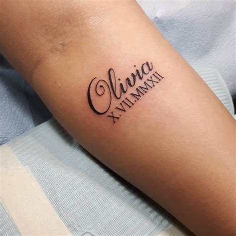 Tatuajes con números romanos que marcarán tu fecha más memorable ...