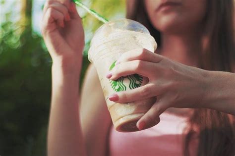 Dù đắt tiền nhưng bạn nên thử 10 món đồ uống ngon tại Starbucks Coffee - ZoneVietnam.com