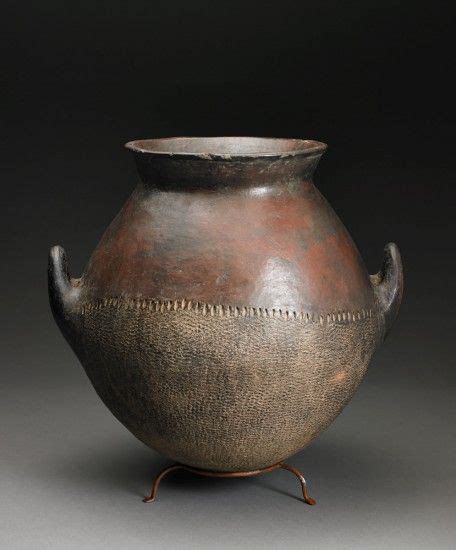 Nuna people, Burkina Faso African | African pottery, Ancient pottery, Ceramic art