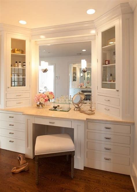 I love this makeup counter! So much space and storage!! Style At Home ...