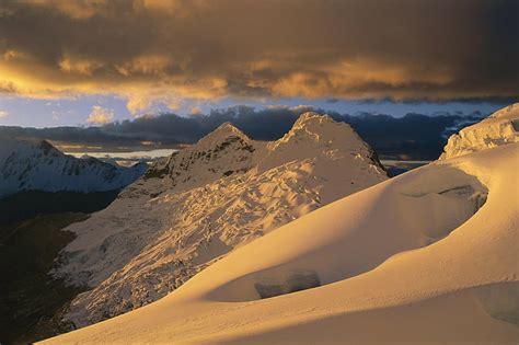 HD wallpaper: mountains, snow, sunrise, snowy peak, nature | Wallpaper ...