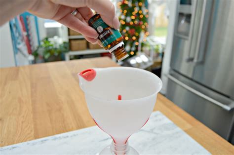 Homemade Peppermint All-Purpose Antibacterial Cleaning Spray - Mom 4 Real