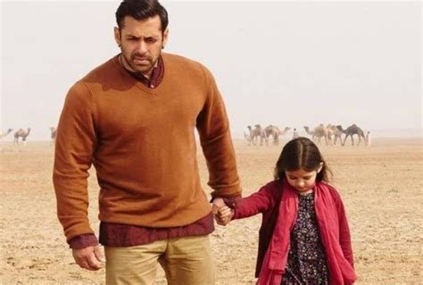 Salman Khan Announces 'Bajrangi Bhaijaan 2'; SS Rajamouli's Father To Write The Sequel