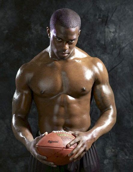 Percy Harvin Muscles | The Top 100 Most Jacked NFL Football Players 2011- Best Muscular Body ...