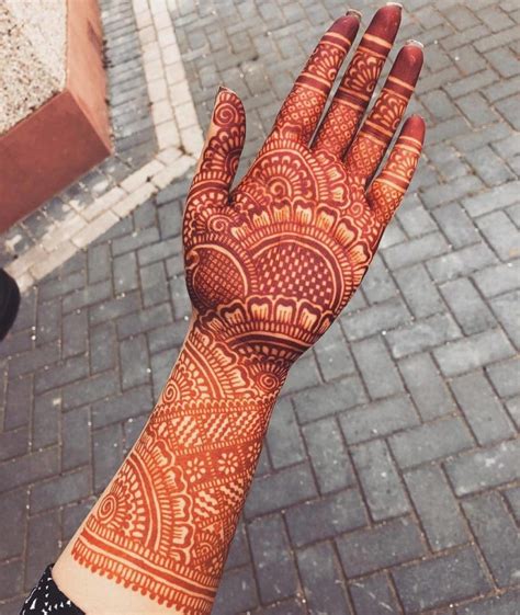 Mehndi Design Simple 2021 Back Hand 51 Best Front Hand Mehndi Designs ...