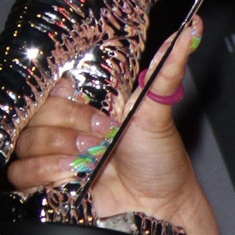 Nicki Minaj's Nail Polish & Nail Art | Steal Her Style | Page 2 | Nicki minaj nails, Her style ...