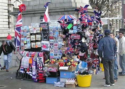 Souvenirs, Fancy That of London, Crest of London, Lambert Souvenirs