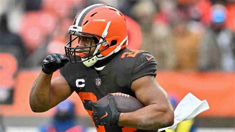 Browns Nick Chubb Makes Final Call on Playing Out Season