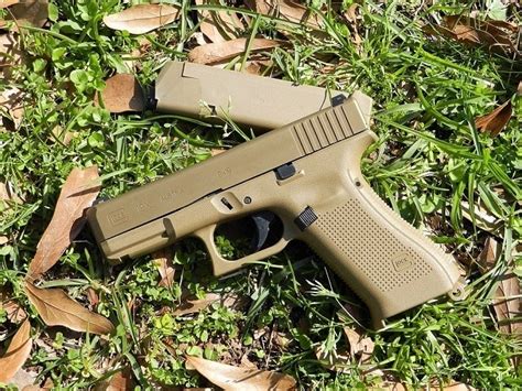 Gun Review: Glock's coyote crossover commando: The G19X :: Guns.com