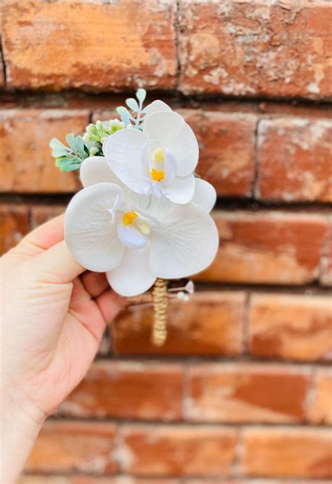 White Boutonniere Orchid Boutonnière Wedding Boutonnière - Etsy