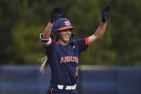 Auburn Softball Headed to NCAA Tournament