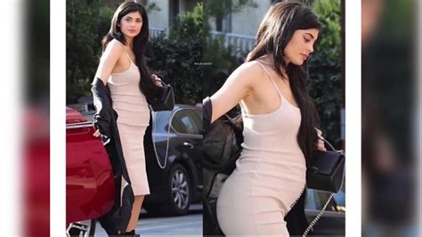 Kylie Jenner Confirmed Pregnant - First Real Photos Expose her ...