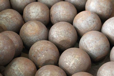 Ball Mill Grinding Media Options | Ceramic Balls for Ball Mill