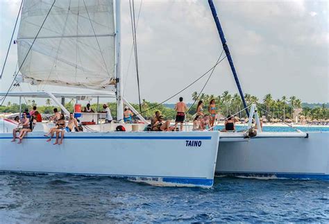 Key West Boat Party - Big Group Charters - Key West Charter Boat