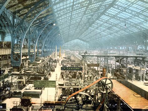 Fichier:Interior of exhibition building, Exposition Universal, Paris, France.jpg — Wikipédia
