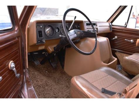 One-Owner! 1977 Chevrolet G20 Red-E-Kamp | Van interior, Chevy van, Chevrolet