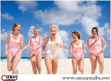 Cancun Bachelorette Party - Cancun Studios Photographers