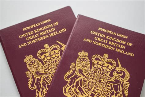 Customers to benefit from online passport application roll out - GOV.UK