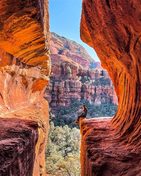 Are you going to explore the beautiful red rocks of Sedona? Get a guide to the very best hikes ...