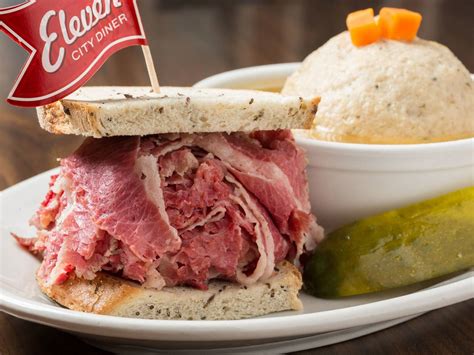 24 Best Chicago Loop Restaurants Right Now