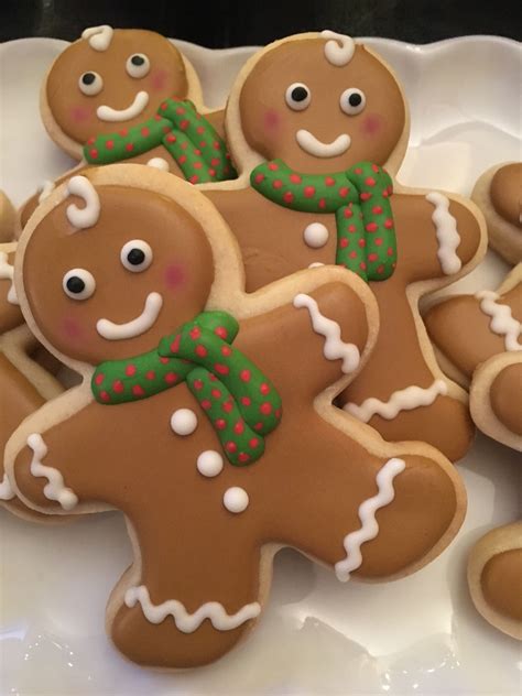 gingerbread boy cookies | Christmas sugar cookies decorated ...