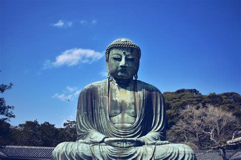 11 Famous Giant Buddha statues in the world - Travel Tomorrow