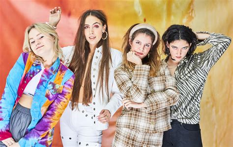 Hinds: “We’d been afraid of pop music for years”