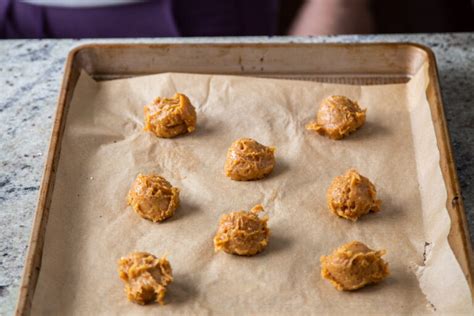 No Flour Peanut Butter Cookies