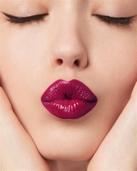 It is National Lipstick Day so let’s have a kiss 💋💋💋 with Color Riche Shine💄 which shade is ...