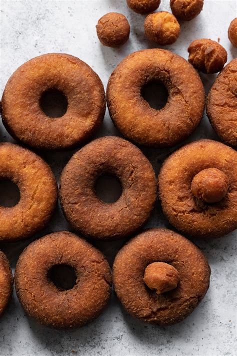 plain old fashioned donuts (no pan required) - Cardamom and Tea