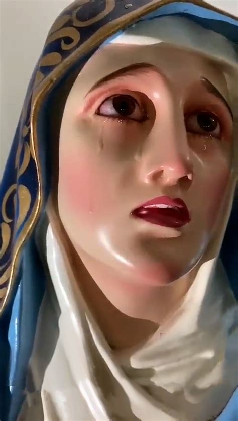 'Crying' Virgin Mary statue with tears 'flowing' down cheeks stuns ...