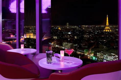 Chic Shopping Paris: cocktails with a view