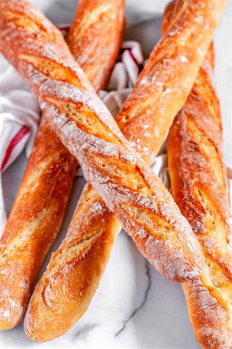 Baguette Classique - Captions Ideas