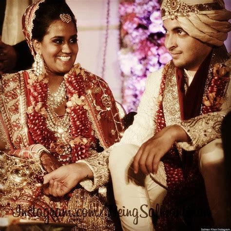 Arpita Khan's Wedding Was An Extravagant Bollywood Affair