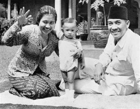 Biografi Fatmawati Soekarno