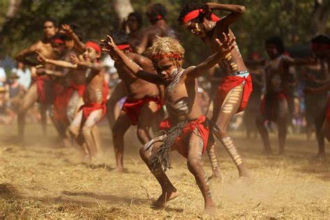 White Wolf : Dreamtime:Traditional Australian Aboriginal Fire Dance